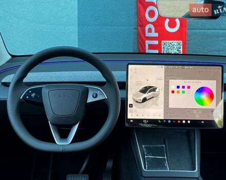 Белый Тесла Model Y, объемом двигателя 0 л и пробегом 1 тыс. км за 63216 $, фото 18 на Automoto.ua