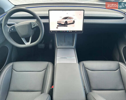 Белый Тесла Model Y, объемом двигателя 0 л и пробегом 1 тыс. км за 63500 $, фото 22 на Automoto.ua