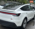 Белый Тесла Model Y, объемом двигателя 0 л и пробегом 1 тыс. км за 58999 $, фото 2 на Automoto.ua