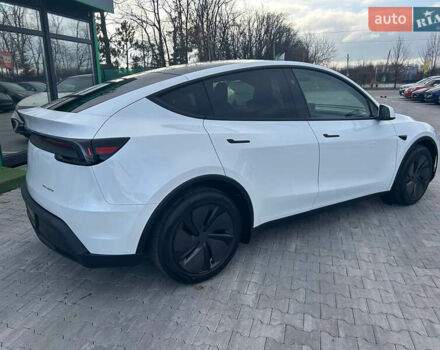 Белый Тесла Model Y, объемом двигателя 0 л и пробегом 1 тыс. км за 63500 $, фото 5 на Automoto.ua