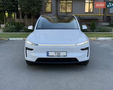 Білий Тесла Model Y, об'ємом двигуна 0 л та пробігом 1 тис. км за 63784 $, фото 1 на Automoto.ua