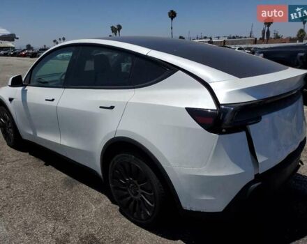 Белый Тесла Model Y, объемом двигателя 0 л и пробегом 5 тыс. км за 16000 $, фото 1 на Automoto.ua