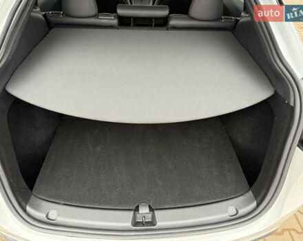 Белый Тесла Model Y, объемом двигателя 0 л и пробегом 1 тыс. км за 35500 $, фото 12 на Automoto.ua