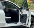 Белый Тесла Model Y, объемом двигателя 0 л и пробегом 3 тыс. км за 39999 $, фото 1 на Automoto.ua