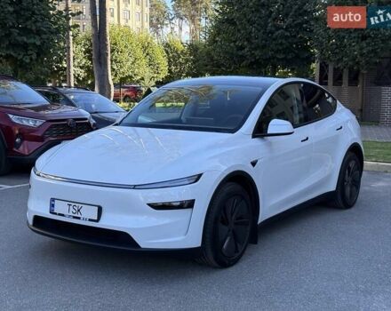 Білий Тесла Model Y, об'ємом двигуна 0 л та пробігом 1 тис. км за 63784 $, фото 2 на Automoto.ua