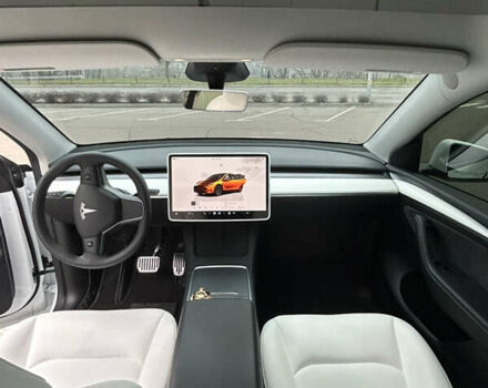 Белый Тесла Model Y, объемом двигателя 0 л и пробегом 6 тыс. км за 33999 $, фото 17 на Automoto.ua