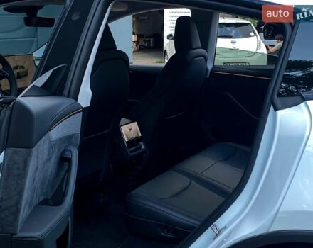 Белый Тесла Model Y, объемом двигателя 0 л и пробегом 1 тыс. км за 63216 $, фото 13 на Automoto.ua