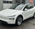 Белый Тесла Model Y, объемом двигателя 0 л и пробегом 1 тыс. км за 58999 $, фото 1 на Automoto.ua