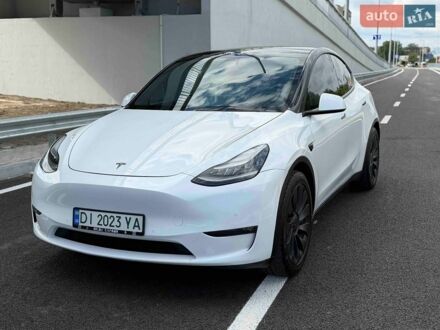 Белый Тесла Model Y, объемом двигателя 0 л и пробегом 92 тыс. км за 22900 $, фото 1 на Automoto.ua