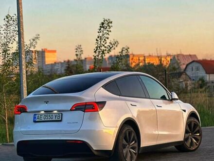 Белый Тесла Model Y, объемом двигателя 0 л и пробегом 40 тыс. км за 27700 $, фото 1 на Automoto.ua