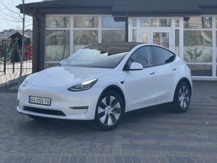 Белый Тесла Model Y, объемом двигателя 0 л и пробегом 137 тыс. км за 24900 $, фото 1 на Automoto.ua