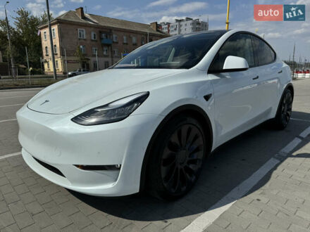Тесла Model Y 2020 в Виннице на Automoto.ua Белый Тесла Model Y, объемом двигателя 0 л и пробегом 97 тыс. км за 23899 $, фото 1 на Automoto.ua
