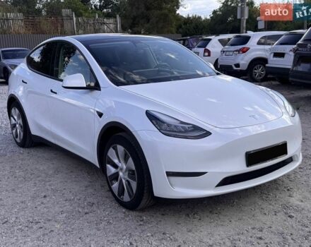 Белый Тесла Model Y, объемом двигателя 0 л и пробегом 102 тыс. км за 21800 $, фото 1 на Automoto.ua