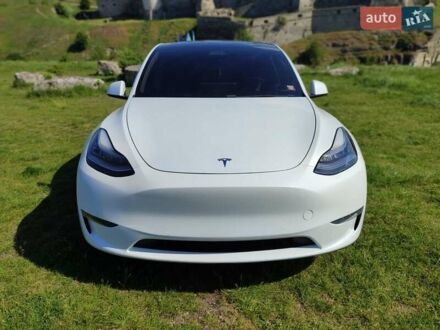 Белый Тесла Model Y, объемом двигателя 0 л и пробегом 150 тыс. км за 23000 $, фото 1 на Automoto.ua