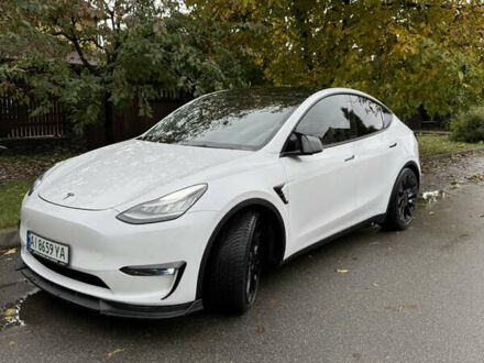 Тесла Model Y 2020 у Вишневом на Automoto.ua Білий Тесла Model Y, об'ємом двигуна 0 л та пробігом 62 тис. км за 28500 $, фото 1 на Automoto.ua