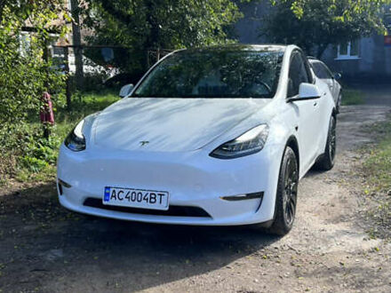 Тесла Model Y 2020 в Луцке на Automoto.ua Белый Тесла Model Y, объемом двигателя 0 л и пробегом 63 тыс. км за 29000 $, фото 1 на Automoto.ua