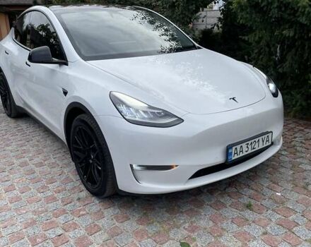Білий Тесла Model Y, об'ємом двигуна 0 л та пробігом 79 тис. км за 25300 $, фото 1 на Automoto.ua