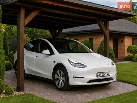 Белый Тесла Model Y, объемом двигателя 0 л и пробегом 116 тыс. км за 21700 $, фото 1 на Automoto.ua