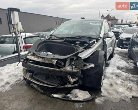 Белый Тесла Model Y, объемом двигателя 0 л и пробегом 98 тыс. км за 15000 $, фото 1 на Automoto.ua