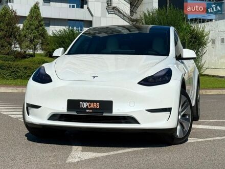 Білий Тесла Model Y, об'ємом двигуна 0 л та пробігом 56 тис. км за 23800 $, фото 1 на Automoto.ua
