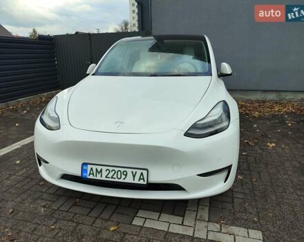 Тесла Model Y 2020 в Буче на Automoto.ua Белый Тесла Model Y, объемом двигателя 0 л и пробегом 102 тыс. км за 22500 $, фото 1 на Automoto.ua