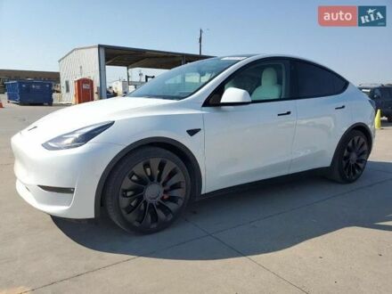 Белый Тесла Model Y, объемом двигателя 0 л и пробегом 145 тыс. км за 20000 $, фото 1 на Automoto.ua