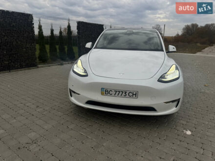 Белый Тесла Model Y, объемом двигателя 0 л и пробегом 50 тыс. км за 22500 $, фото 1 на Automoto.ua