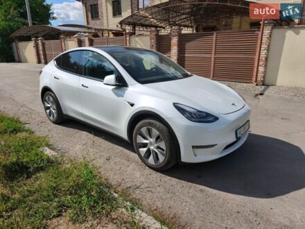 Білий Тесла Model Y, об'ємом двигуна 0 л та пробігом 154 тис. км за 22500 $, фото 1 на Automoto.ua