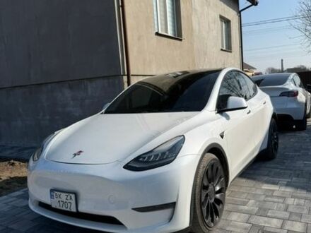 Білий Тесла Model Y, об'ємом двигуна 0 л та пробігом 120 тис. км за 24000 $, фото 1 на Automoto.ua