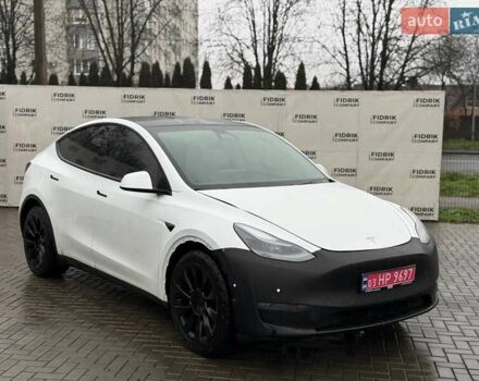 Белый Тесла Model Y, объемом двигателя 0 л и пробегом 219 тыс. км за 16500 $, фото 1 на Automoto.ua