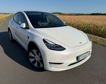 Белый Тесла Model Y, объемом двигателя 0 л и пробегом 70 тыс. км за 24800 $, фото 1 на Automoto.ua
