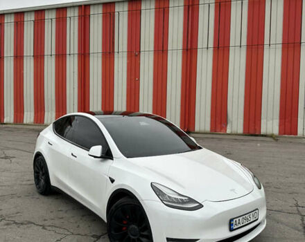 Белый Тесла Model Y, объемом двигателя 0 л и пробегом 134 тыс. км за 23000 $, фото 1 на Automoto.ua