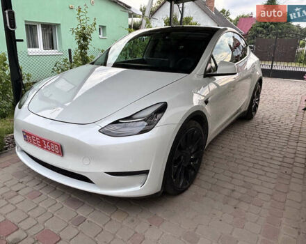 Білий Тесла Model Y, об'ємом двигуна 0 л та пробігом 107 тис. км за 21000 $, фото 1 на Automoto.ua