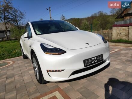 Белый Тесла Model Y, объемом двигателя 0 л и пробегом 110 тыс. км за 22900 $, фото 1 на Automoto.ua