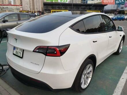 Тесла Model Y 2020 в Киеве на Automoto.ua Белый Тесла Model Y, объемом двигателя 0 л и пробегом 98 тыс. км за 23900 $, фото 1 на Automoto.ua