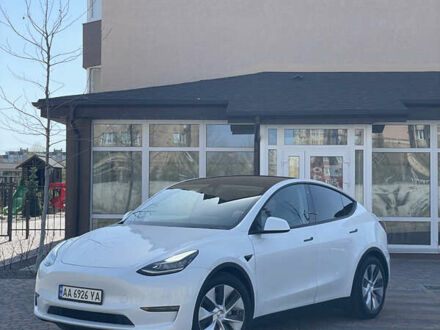Тесла Model Y 2020 в Киеве на Automoto.ua Белый Тесла Model Y, объемом двигателя 0 л и пробегом 109 тыс. км за 24900 $, фото 1 на Automoto.ua