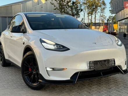 Білий Тесла Model Y, об'ємом двигуна 0 л та пробігом 68 тис. км за 23900 $, фото 1 на Automoto.ua