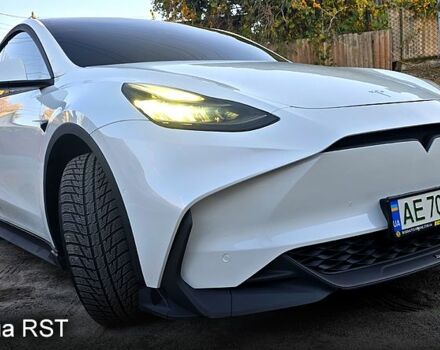 Белый Тесла Model Y, объемом двигателя 0 л и пробегом 67 тыс. км за 26500 $, фото 1 на Automoto.ua