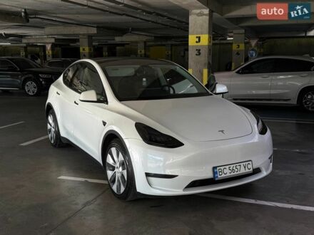 Белый Тесла Model Y, объемом двигателя 0 л и пробегом 108 тыс. км за 21500 $, фото 1 на Automoto.ua