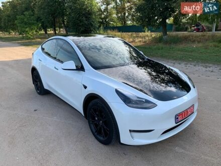 Белый Тесла Model Y, объемом двигателя 0 л и пробегом 213 тыс. км за 18700 $, фото 1 на Automoto.ua