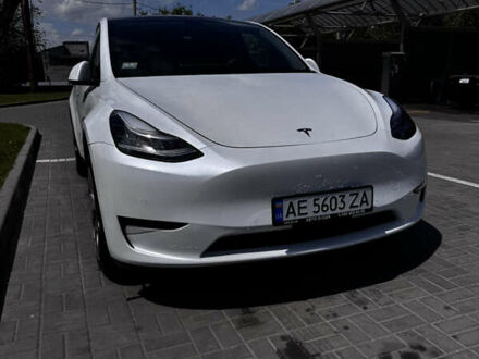 Тесла Model Y 2020 в Днепре (Днепропетровске) на Automoto.ua Белый Тесла Model Y, объемом двигателя 0 л и пробегом 79 тыс. км за 26400 $, фото 1 на Automoto.ua