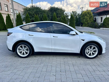 Тесла Model Y 2020 в Львове на Automoto.ua Белый Тесла Model Y, объемом двигателя 0 л и пробегом 47 тыс. км за 22500 $, фото 1 на Automoto.ua