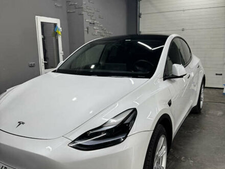 Белый Тесла Model Y, объемом двигателя 0 л и пробегом 108 тыс. км за 21000 $, фото 1 на Automoto.ua