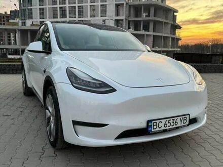 Тесла Model Y 2020 в Львове на Automoto.ua Белый Тесла Model Y, объемом двигателя 0 л и пробегом 146 тыс. км за 21700 $, фото 1 на Automoto.ua