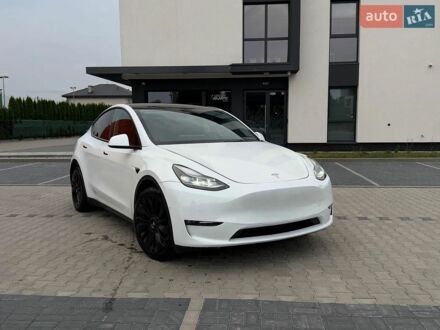 Белый Тесла Model Y, объемом двигателя 0 л и пробегом 105 тыс. км за 19400 $, фото 1 на Automoto.ua