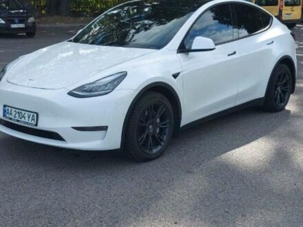 Белый Тесла Model Y, объемом двигателя 0 л и пробегом 34 тыс. км за 31500 $, фото 1 на Automoto.ua