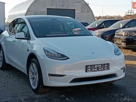 Белый Тесла Model Y, объемом двигателя 0 л и пробегом 200 тыс. км за 17300 $, фото 1 на Automoto.ua