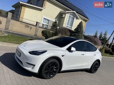 Тесла Model Y 2020 в Белой Церкве на Automoto.ua Белый Тесла Model Y, объемом двигателя 0 л и пробегом 85 тыс. км за 21900 $, фото 1 на Automoto.ua