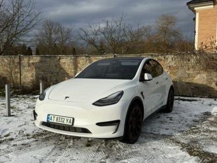 Білий Тесла Model Y, об'ємом двигуна 0 л та пробігом 120 тис. км за 22400 $, фото 1 на Automoto.ua