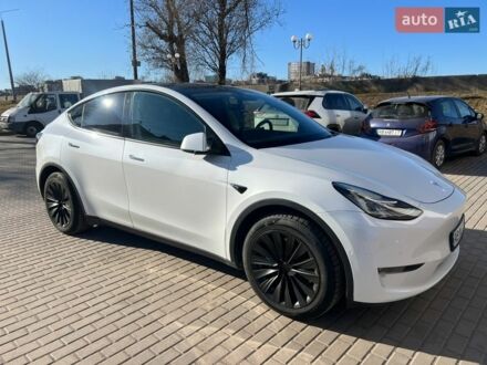 Белый Тесла Model Y, объемом двигателя 0 л и пробегом 128 тыс. км за 19400 $, фото 1 на Automoto.ua